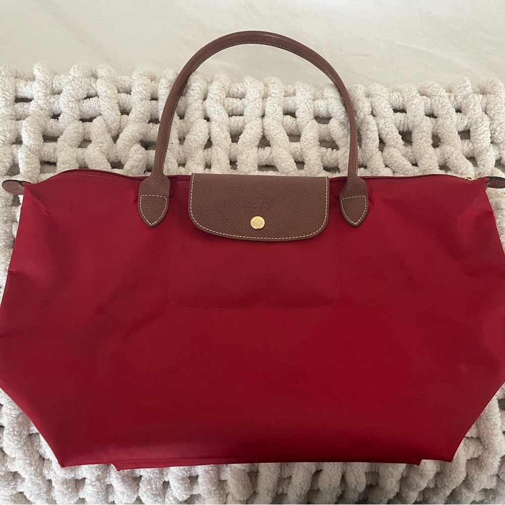 Longchamp Le Pliage Tote extensively used